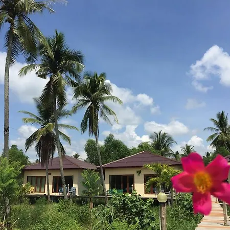 Bangsrai Cottage Surat Thani Exterior photo